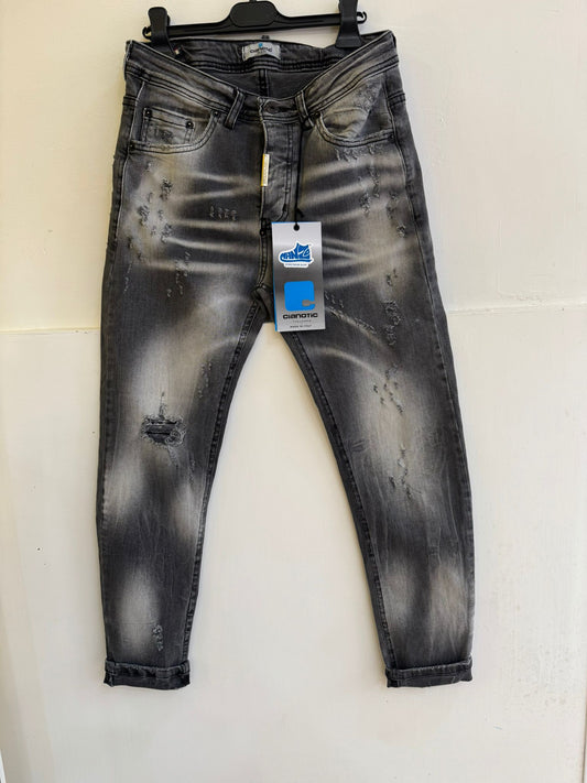 New fit carter black Cianotic